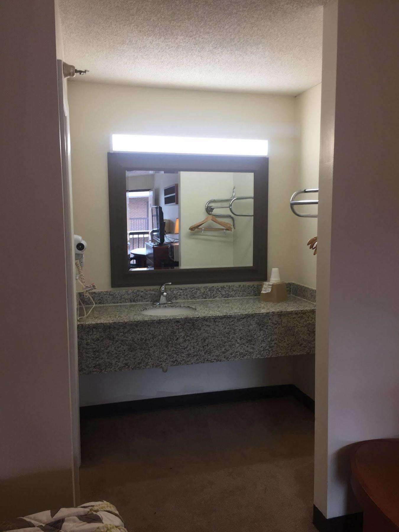 Travel Inn - Lugoff Dış mekan fotoğraf
